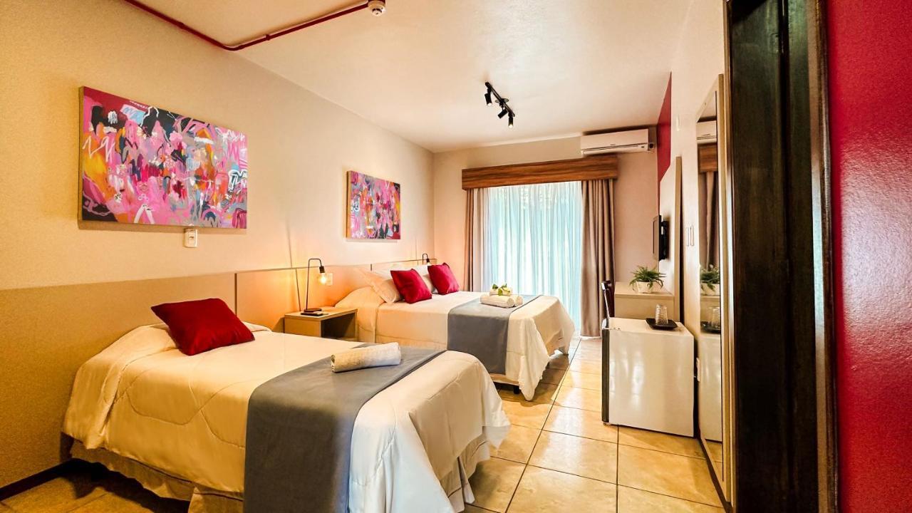 Luzzy Hotel 卡内拉 外观 照片