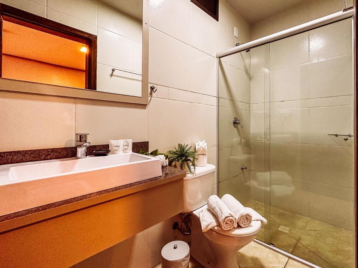 Luzzy Hotel 卡内拉 外观 照片