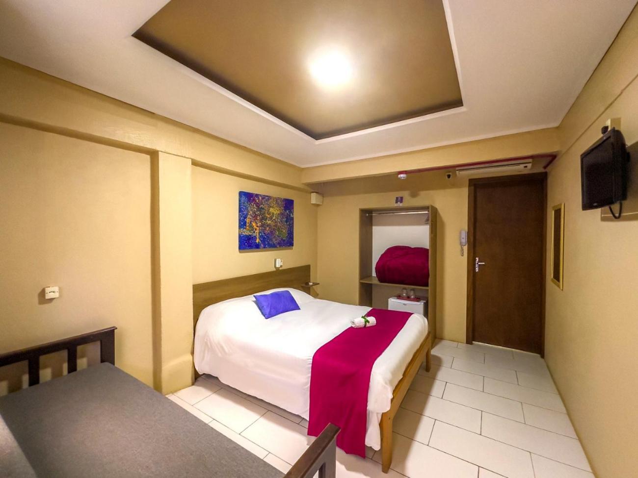 Luzzy Hotel 卡内拉 外观 照片